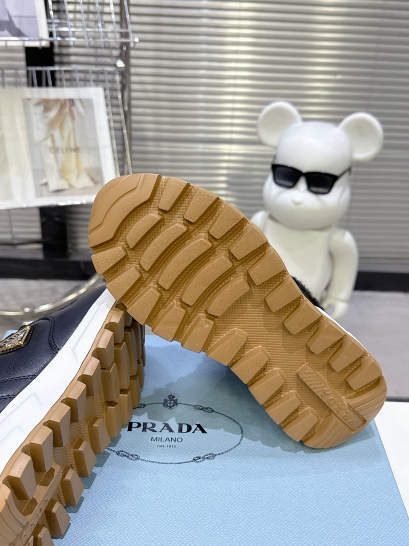 Pra*a sneakers